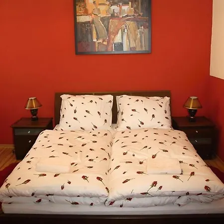 Laverna Apartment *