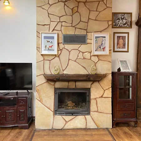 Laverna Apartment