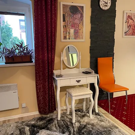 Laverna Apartment *